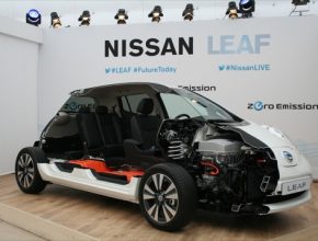 auto elektromobil Nissan Leaf test
