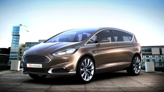 auto Ford S-MAX studie