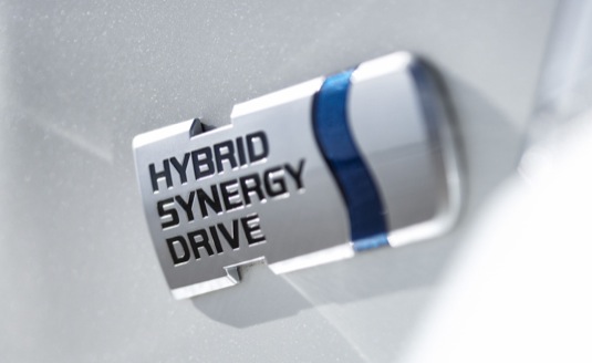 auto HSD Hybrid Synergy Drive hybridní pohon technologie logo