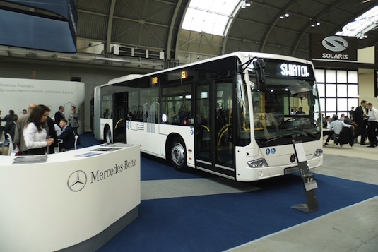auto Mercedes-Benz Conecto autobus
