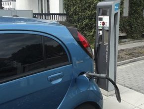 auto elektromobil Peugeot iOn Praha Dánsko a zpět