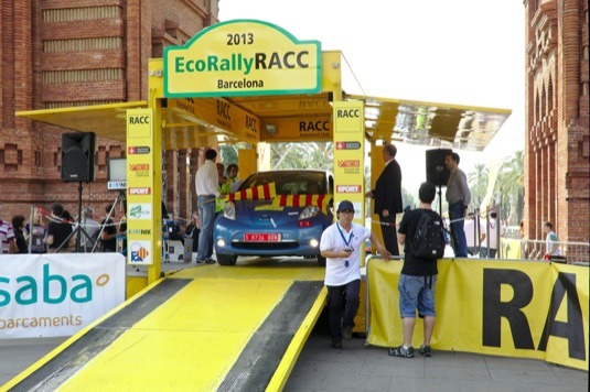auto Nissan Ecoseries Španělsko