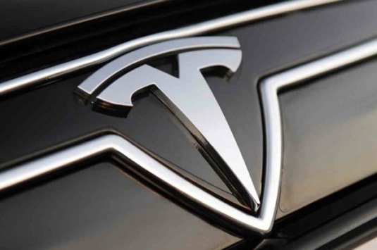 auto Tesla Model S logo