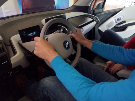 elektromobil BMW i3 v Praze