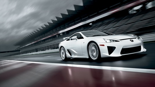 auto Lexus LFA 2013