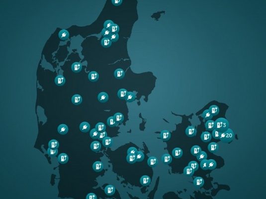 auto Dánsko mapa síť dobíjecích stanic rychlodobíječky CLEVER