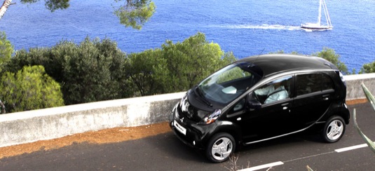 auto elektromobil Mitsubishi i MiEV Malta