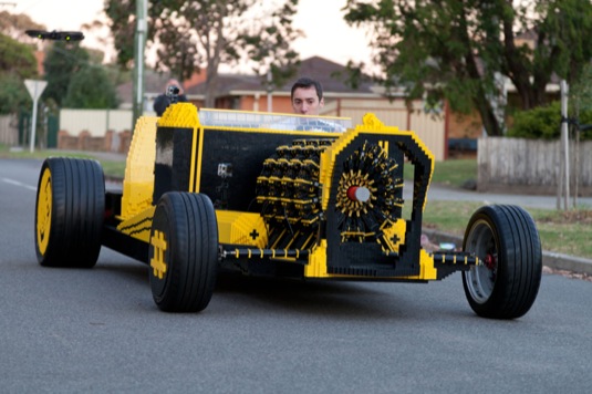 auto Super Awesome Micro Project auto na vzduch z LEGA