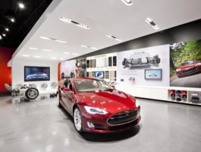 auto elektromobil Tesla Model S obchod Tesla Motors USA