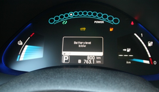 auto Nissan Leaf elektromobil baterie llewelyn