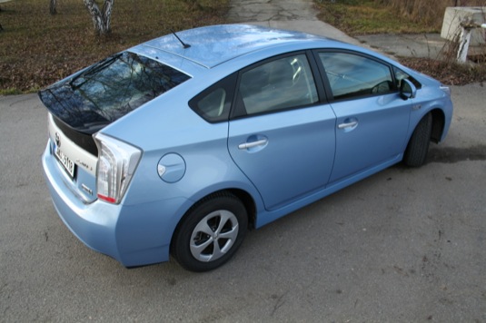 auto Toyota Prius plug-in hybrid dvouměsíční dlouhodobý test