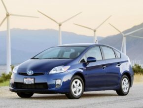 auto Toyota Prius