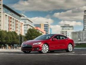 auto elektromobil tesla model s v evropě tesla motors automobilka