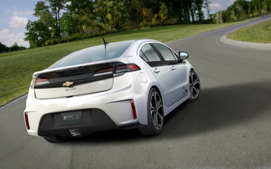 Plug-in hybrid Chevrolet Volt Concept Z-Spec; vezme si druhá generace Voltu některé prvky i z této studie?