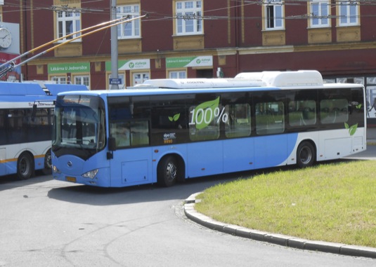 auto elektrický autobus elektrobus BYD