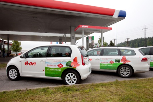 auto Škoda Citigo CNG auto na plyn Volkwagen Passat TSI E.ON čerpací plnící stanice