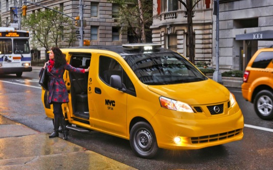 auto New York dodávka taxi Nissan e-NV200