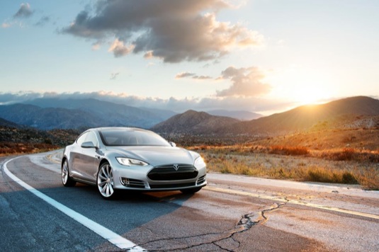 auto elektroauto elektromobily elektrický vůz Tesla Model S