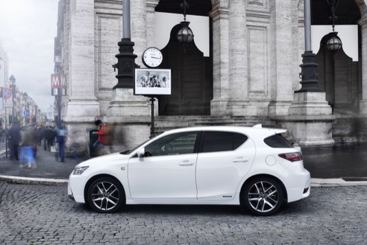 Lexus CT 200h patří k nejlépe hodnoceným hybridům na trhu