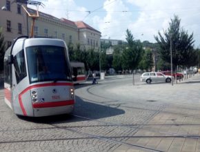 Centrum Brna je už dnes bez aut, nízkoemisní zóna by ale mohla kvalitě ovzduší ve druhé největší české metropoli pomoci ještě výrazněji