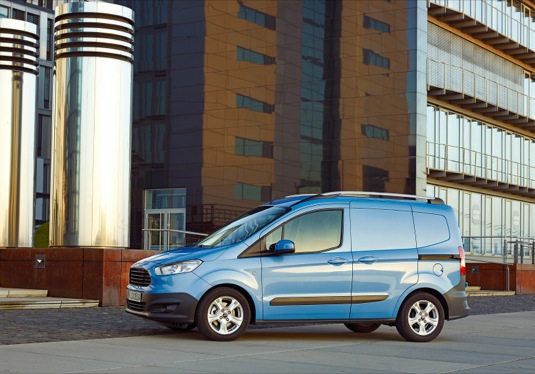 Ford spouští službu Ford Telematics™, jež pomůže evropským provozovatelům užitkových automobilů optimalizovat výkonnost flotil