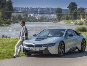 První plug-in hybrid BMW i8 je možné vidět v Praze a okolí - díky společnosti Nano Energies
