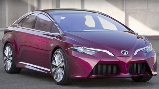 auto Toyota Prius NS4 Concept (New Sedan). Vize plug-in hybridu budoucnosti představená automobilkou Toyota již na začátku roku 2012