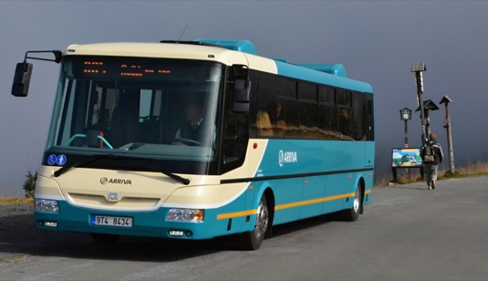 Arriva v České republice provozuje téměř 2000 autobusů a 5 vlaků a zaměstnává přes 3200 zaměstnanců. Celkový obrat skupiny převyšuje 4 miliardy korun. Hlavní činností skupiny je linková autobusová doprava.