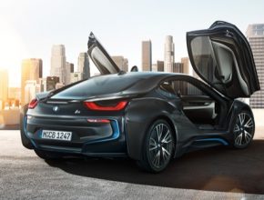 auto BMW i8 plug-in hybrid wallpaper