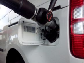 Dalších 5 CNG plnicích stanic během měsíce