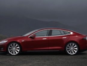 auto elektromobily Kanada Tesla Model S
