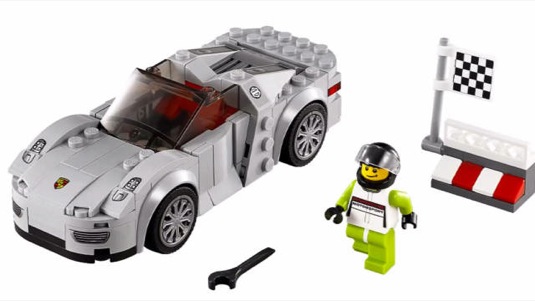 auto Porsche 918 Spyder plug-in hybrid LEGO stavebnice
