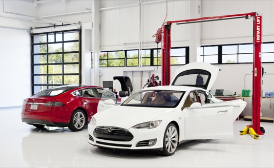 auto tesla motors servisní centrum spojené státy americké