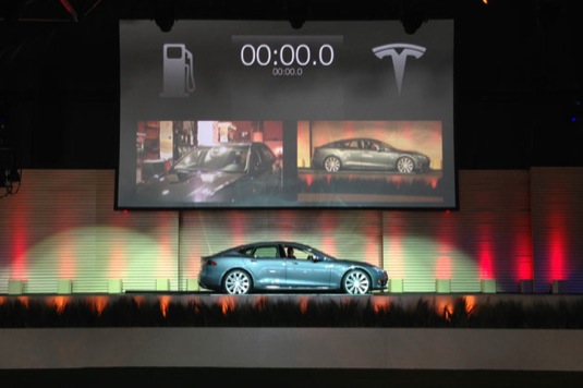 auto Tesla Motors výměna baterií elektromobilu Tesla Model S