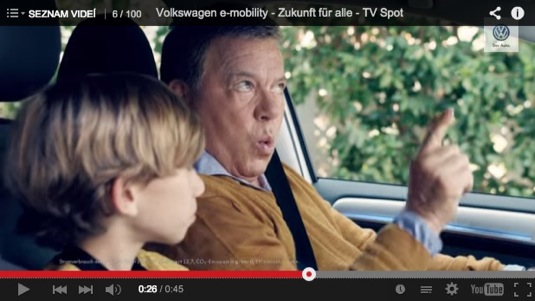 auto William Shatner jako kapitán James T. Kirk Star Trek reklama Volkswagen elektromobily