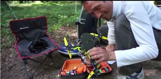 létající drony závody