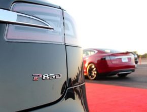 Elektromobil Tesla Model S P85D