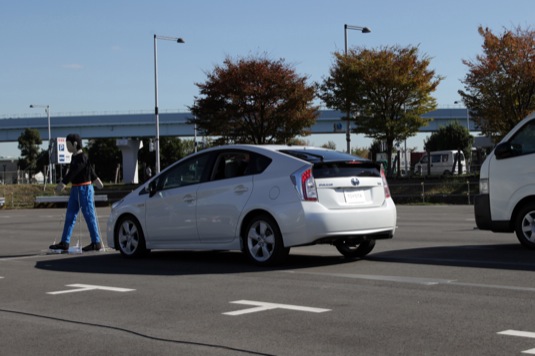 auto Toyota Prius hybrid bezpečnostní prvky standardy