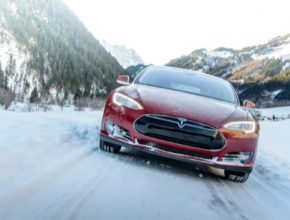 auto elektromobil Tesla Model S Norsko