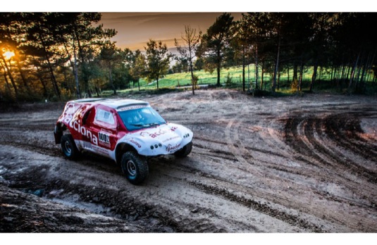 auto elektromobil Acciona Rallye Dakar