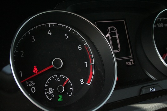 auto CNG zemní plyn auto test