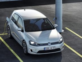 auto plug-in hybrid Volkswagen Golf GTE