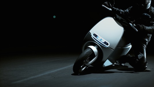 auto Gogoro SmartScooter elektroskútr elektrický skútr výměnné baterie CES 2015