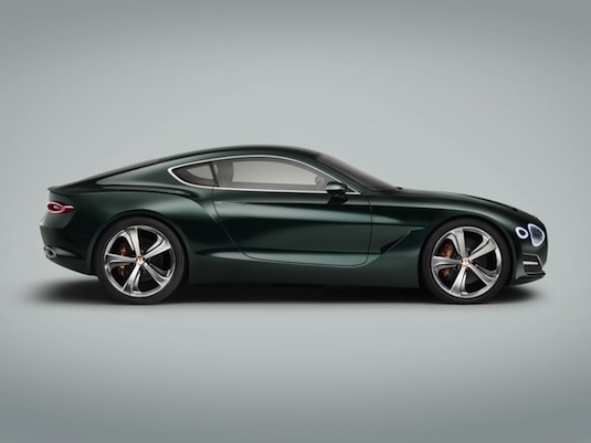 Koncept Bentley EXP 10 Speed 6 představený na autosalonu v Ženevě