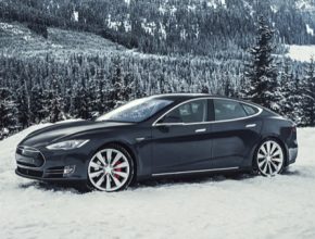 auto elektromobil Tesla Model S P85D auto Autopilot