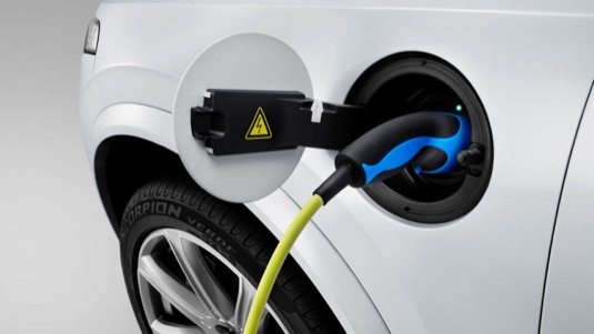 Volvo XC90 plug-in hybrid auto