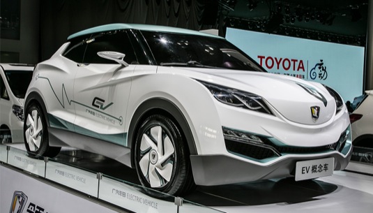 auto elektromobily Toyota Leadhead