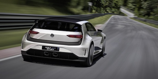 auto Volkswagen Golf GTE Sport se představuje