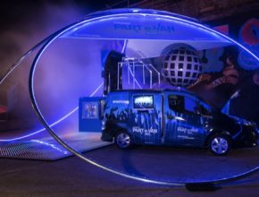 auto elektromobil Nissan e-NV200