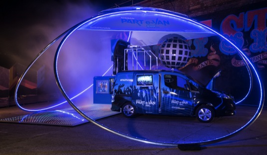auto elektromobil Nissan e-NV200